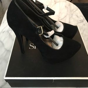 NEW Shoemint Edith Pump